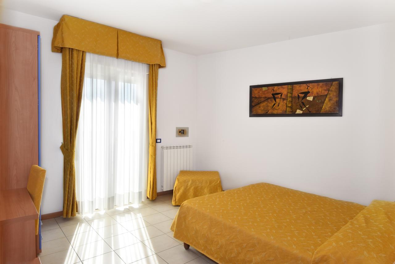 Olga Aparthotel