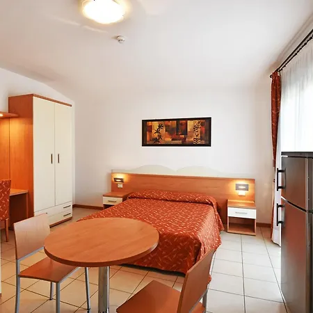 Hotel Villa Olga Caorle Esterno foto