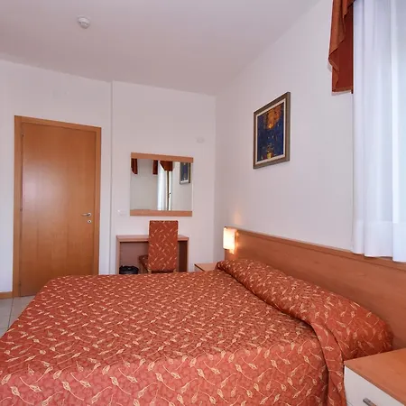 Hotel Villa Olga Caorle Esterno foto