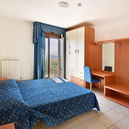 Hotel Villa Olga Caorle Esterno foto