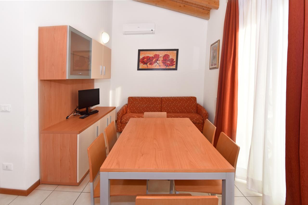 Olga Aparthotel